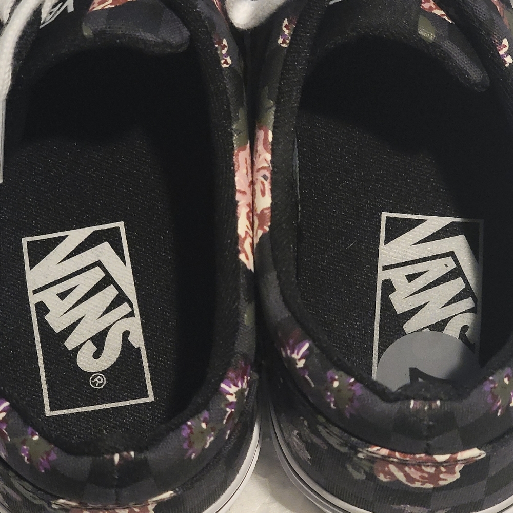 Cute Floral Vans!! - Picture 10 of 10